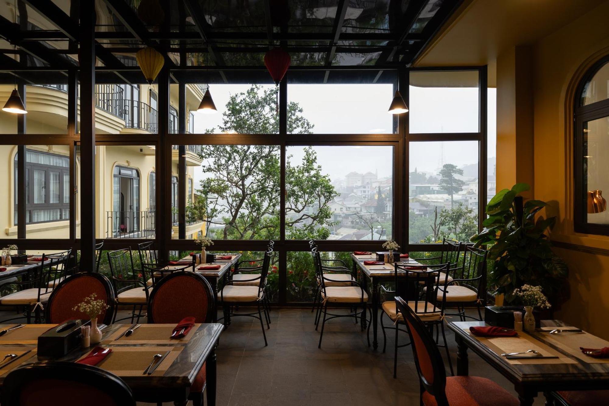 Goldient Boutique Hotel Da Lat Exterior photo